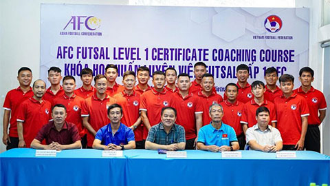 3 cựu tuyển thủ futsal tham gia khoá học HLV futsal cấp 1 AFC năm 2023