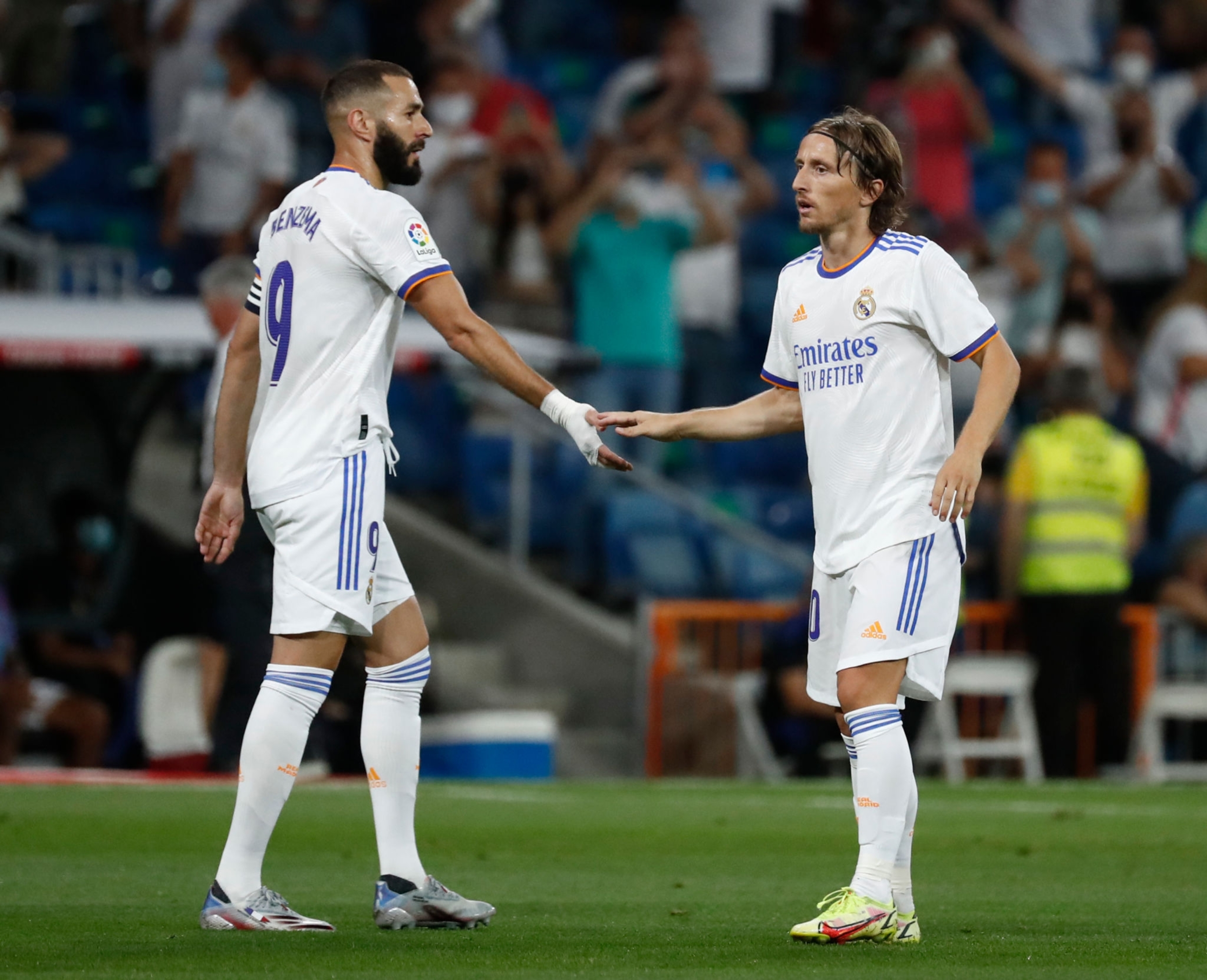 Karim Benzema và Luka Modric ở mùa giải giúp Real vô địch La Liga và Champions League 2022