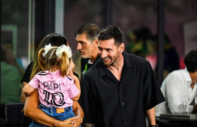 Messi khao khát có một cô công chúa xinh xắn