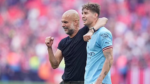 Pep xác nhận 1 tổn thất của Man City ở màn so tài với Arsenal