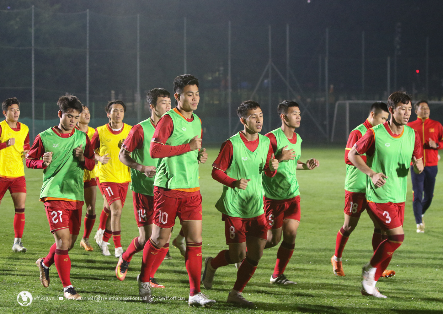 ĐT Việt Nam chuẩn bị cho trận đấu với Hàn Quốc vào ngày 17/10. Ảnh: Đoàn Ca