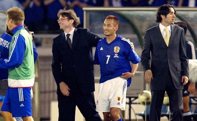 HLV Troussier cũng từng trải qua giai đoạn đầu tất bật trước khi giúp Nhật Bản có tiếng vang tại World Cup 