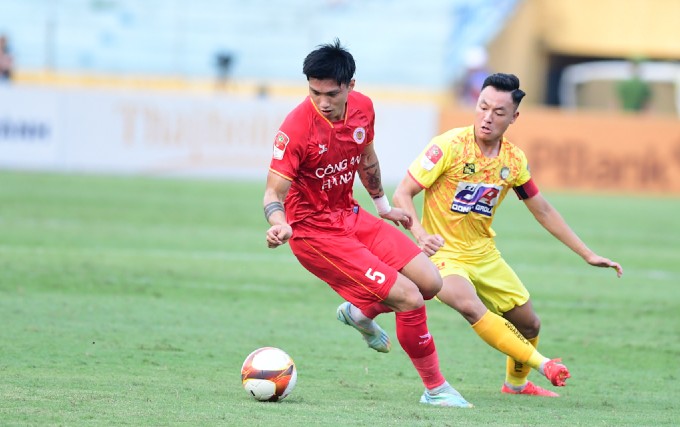 Những cầu thủ, những tân binh trẻ được HLV Toussier tin tưởng gọi lên ĐT Việt Nam đã thể màn tình diễn mờ nhạt ở vòng đầu V.League 2023/2024.