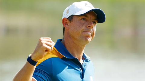 Golfer Rory McIlroy muốn mua cổ phần MU