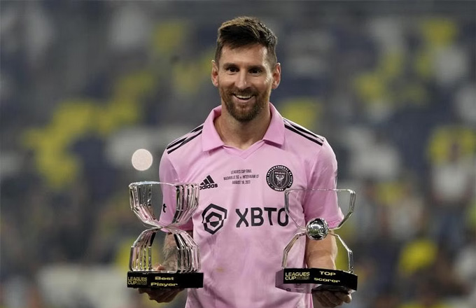 Messi đã nâng cao Leagues Cup cùng Inter Miami