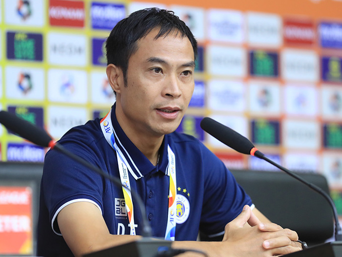 HLV Lê Đức Tuấn khẳng định Hà Nội FC sẽ thể hiện tinh thần và sự khát khao của bóng đá Việt Nam ra sân chơi châu lục