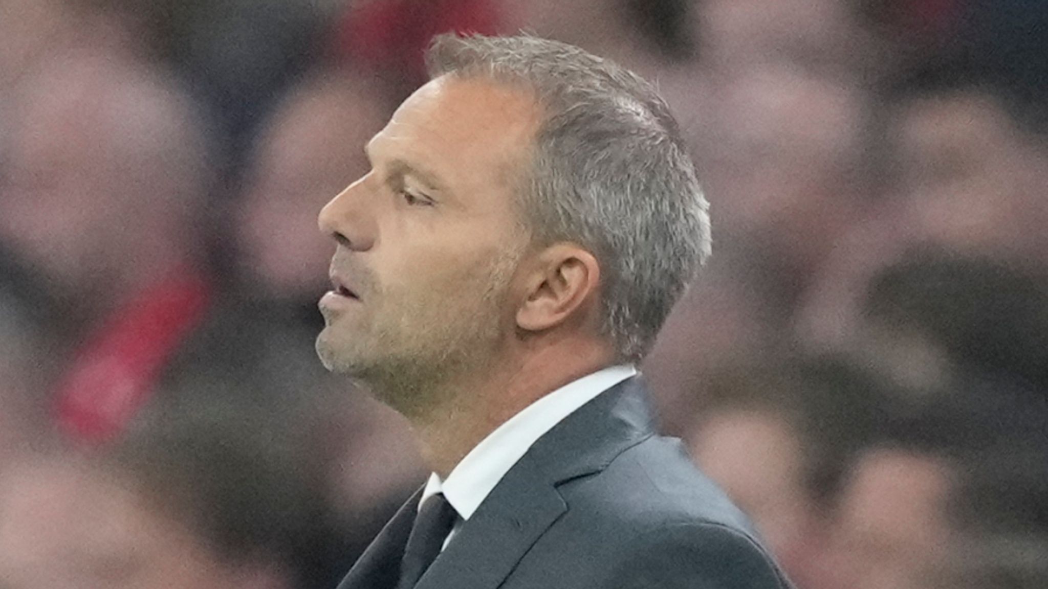 Maurice Steijn là HLV thứ ba bị Ajax sa thải trong vòng 17 tháng