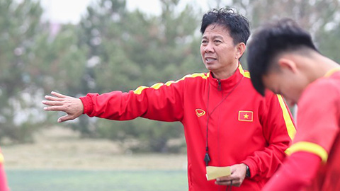 HLV Hoàng Anh Tuấn từng định đuổi một cầu thủ U23 Việt Nam vì vô trách nhiệm đá phạt đền