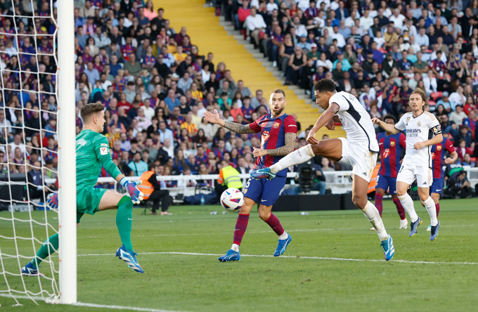 Bellingham sút 2 quả và ghi cả 2 bàn cho Real Madrid trước Barca