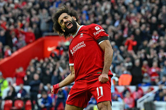 Salah tiếp tục chơi thăng hoa tại Liverpool
