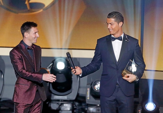 Không còn nhiều cơ hội để Messi và Ronaldo sánh bước cùng nhau trong đêm Gala trao Quả bóng Vàng