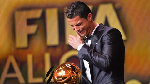 Fan cuồng tung 8 bằng chứng cho thấy Ronaldo bị đối xử bất công tại Quả Bóng Vàng