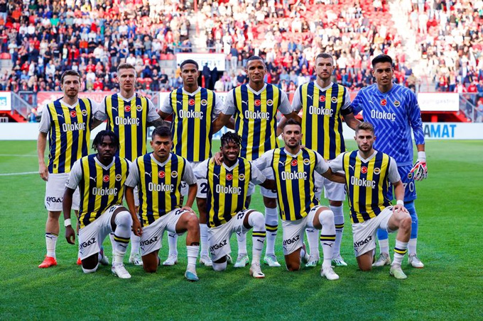 Đội hình của Fenerbahce gồm nhiều cầu thủ từng thi đấu tại Premier League