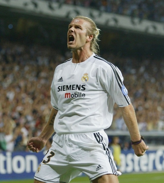 Tiền vệ người Anh rời MU sang Real Madrid= vào năm 2003
