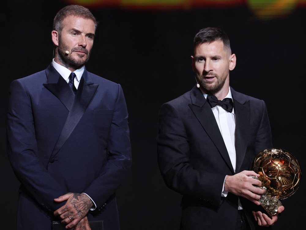 Beckham trao QBV 2023 cho Messi, cầu thủ duy nhất nhận phần thưởng này khi đang là người của MLS