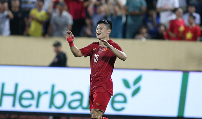 Tiền đạo Tuấn Hải ghi 3 bàn trong 2 trận liên tiếp ở AFC Champions League. Ảnh: Minh Tuấn