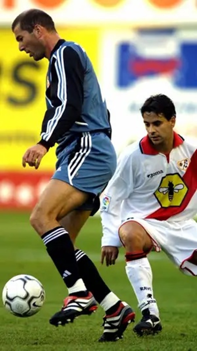 Trong màu áo Vallecano, Michel từng đối đầu Zidane
