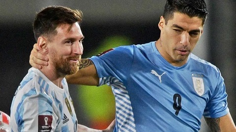 Messi tái ngộ Suarez: Đối đầu trước ngày sát cánh