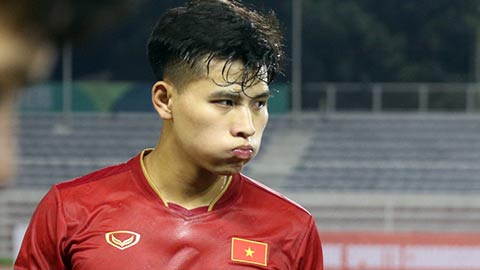 HLV Troussier nói với tuyển thủ Việt Nam: ‘5 phút, 90 phút hay không phút nào cũng phải sẵn sầng’