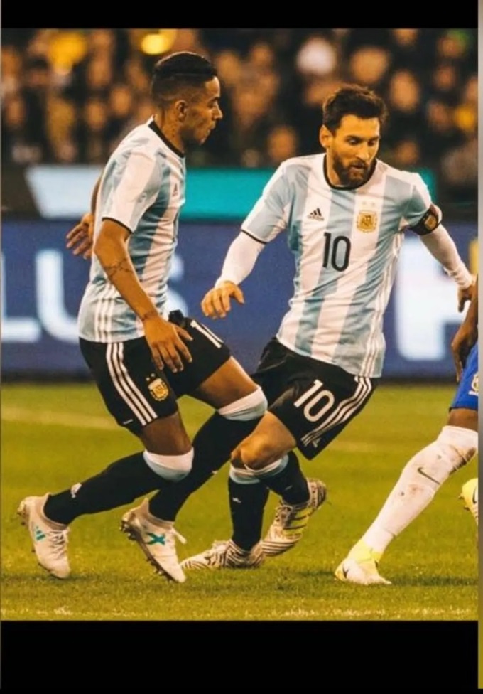 Jose Luis Gomez từng sát cánh với Messi trong màu áo ĐT Argentina