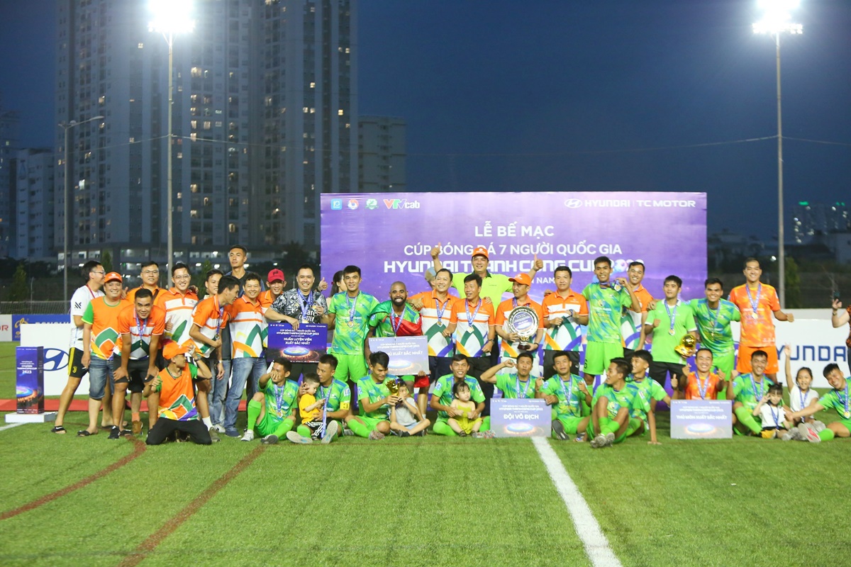 Nghiêm Phạm Holdings của cựu Vua phá lưới V.League 2016 – Claudecir đã trở thành nhà vô địch Cúp bóng đá 7 người quốc gia Hyundai Thanh Cong Cup 2023 (VSC-S3) khu vực miền Nam.