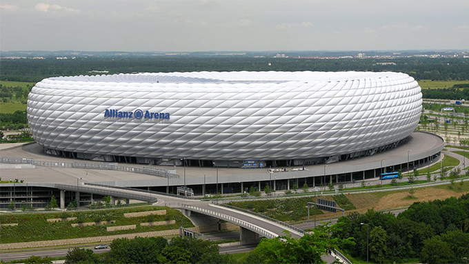 Từng có ý tưởng "copy" mô hình SVĐ Alianz Arena của Bayern Munich để đưa về Sầm Sơn (Thanh Hoá)