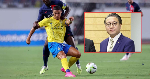Ronaldo vô tình gây bão chính trị ở Nhật Bản