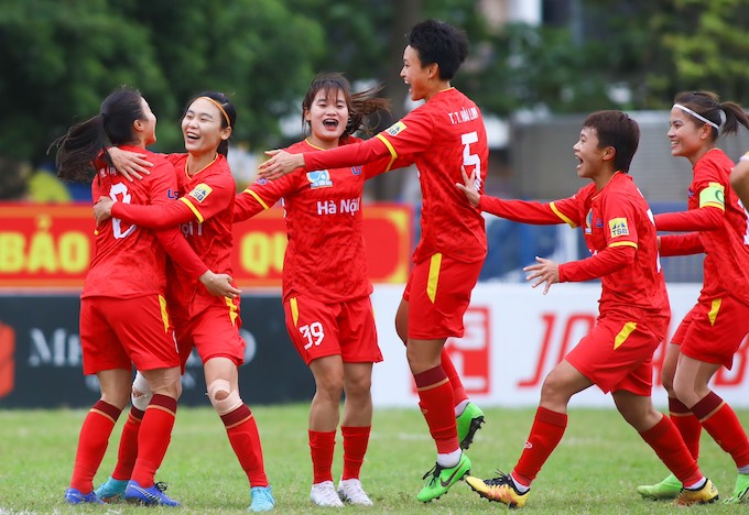 Niềm vui chiến thắng của các cô gái Hà Nội I. Ảnh: CTV