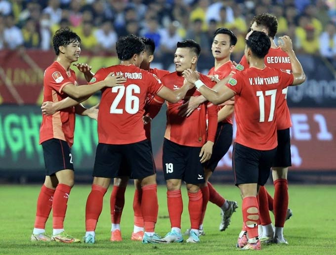 Quang Hải đang có phong độ tốt ở V.League mùa này với 2 bàn thắng.
