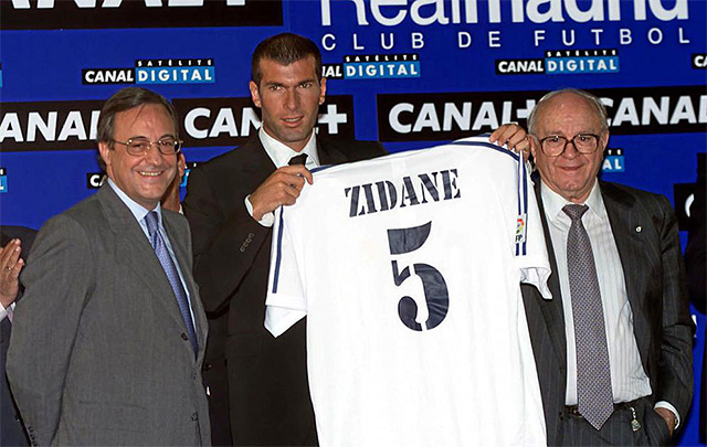 Perez đưa Zidane đến với "dải ngân hà" Real