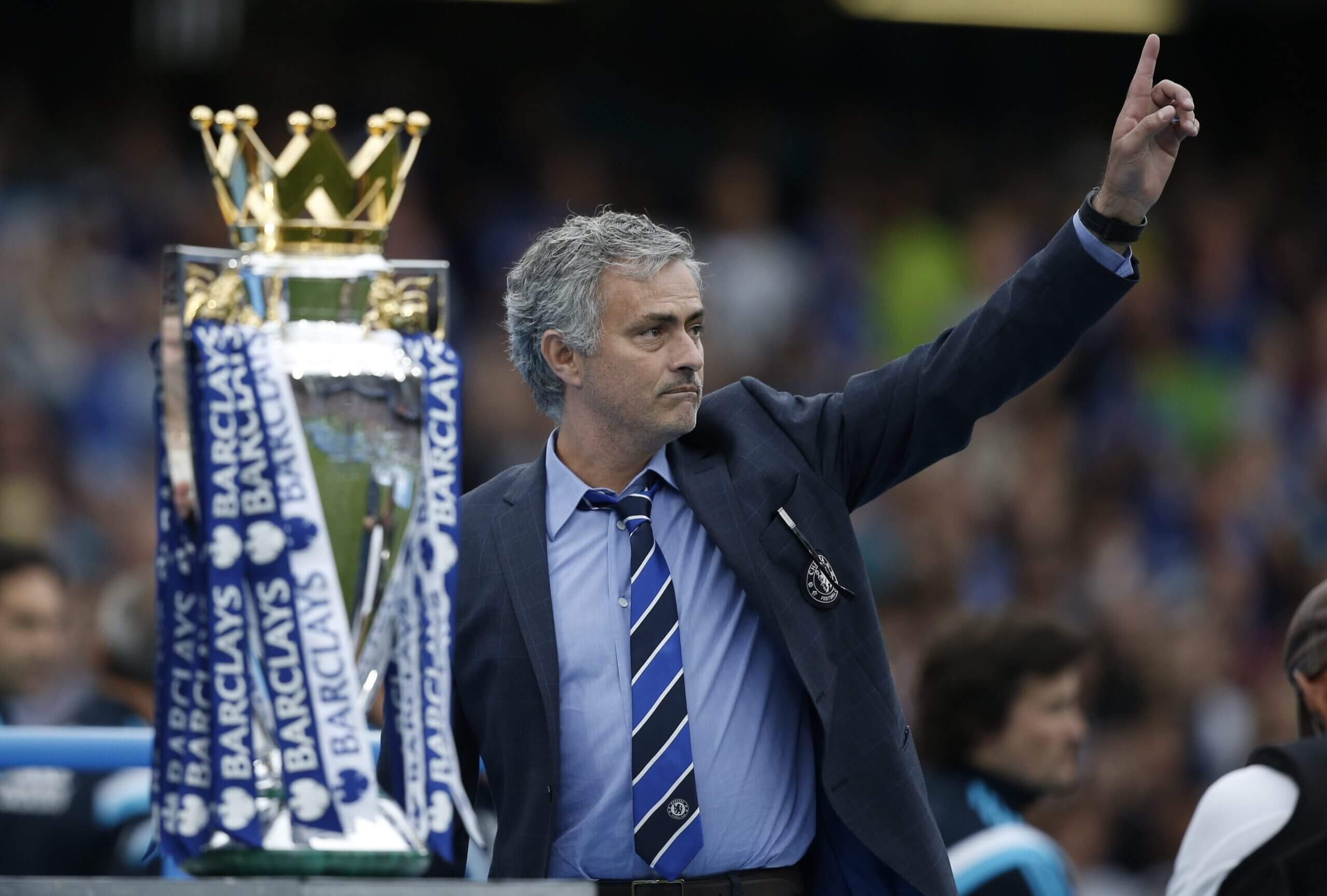 Danh hiệu VĐQG cuối cùng của Mourinho là Premier League 2014/15 tại Chelsea