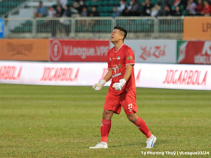 Phan Đình Vũ Hải đã chơi rất hay trong trận đấu với Hà Nội FC. Ảnh: FBNV