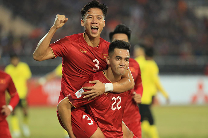 Tiến Linh, Ngọc Hải nhiều khả năng sẽ không thể cùng ĐT Việt Nam dự Asian Cup 2023 - Ảnh: Đức Cường 