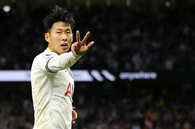 4. Son Heung-min (Hàn Quốc – 50 triệu euro): 115 bàn thắng ở Premier League là thống kê đủ chứng minh giá trị của Son Heung-min. Ở mùa giải 2021/22, tiền đạo này thậm chí còn đoạt danh hiệu Vua phá lưới Premier League. Anh cũng đã có tới 8 lần giành giải Cầu thủ xuất sắc nhất châu Á. Bây giờ, Son đang là thủ quân Tottenham. Với giá trị 50 triệu euro, ngôi sao của Tottenham xếp thứ 3 ở Asian Cup 2023 theo định giá của Transfermarkt.