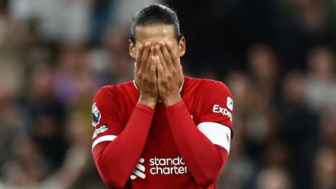 Vì sao Virgil van Dijk vắng mặt ở trận Arsenal vs Liverpool?