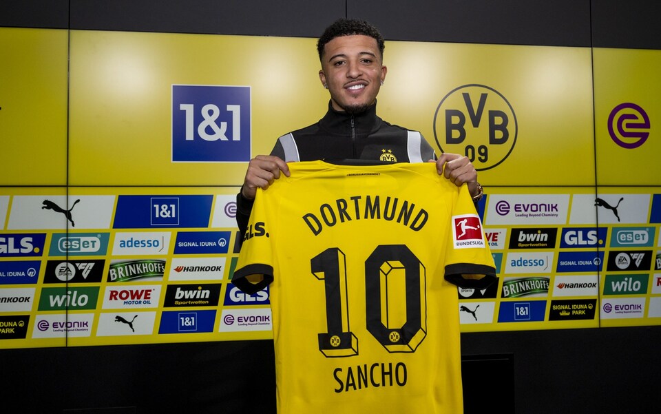 Sau 2,5 năm, Sancho quay về Dortmund trong cảnh thân tàn ma dại dù nhiều tiền hơn