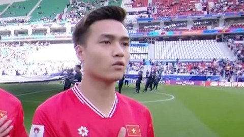 Bùi Hoàng Việt Anh hay nhất trận Việt Nam thua Nhật Bản 2-4