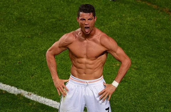 Ronaldo khoe cơ bắp cuồn cuộn ở chung kết Champions League 2014