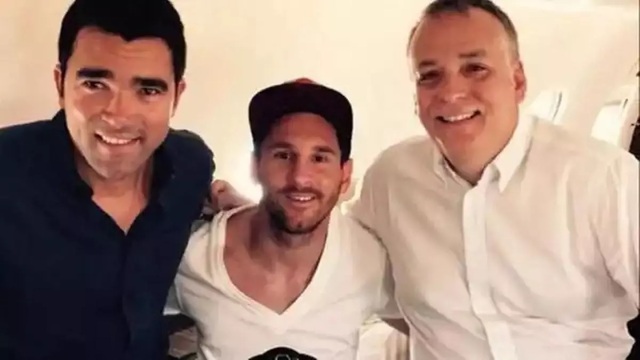 Alejandro Echevarria có mối quan hệ thân thiết với GĐTT Deco và các cầu thủ Barca.