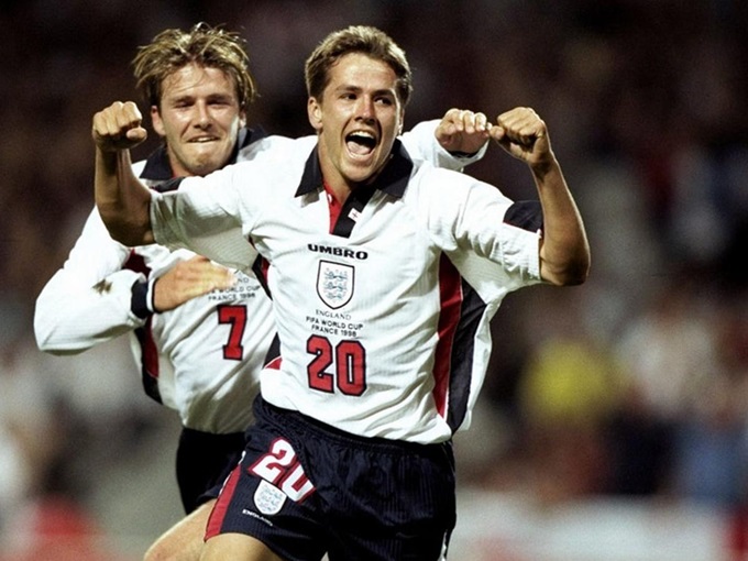 Michael Owen tỏa sáng trong màu áo ĐT Anh tại World Cup 1998