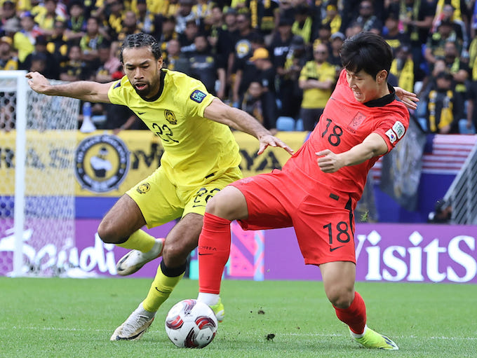 Trận đấu giữa Hàn Quốc - Malaysia được xem là một màn hài kịch