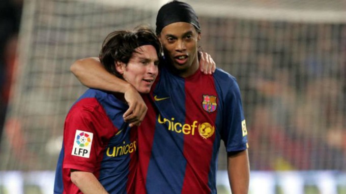 Barca lo ngại Ronaldinho sẽ ảnh hưởng xấu tới Messi