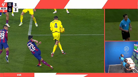 Tranh cãi quả penalty Barca bị từ chối trước Villarreal