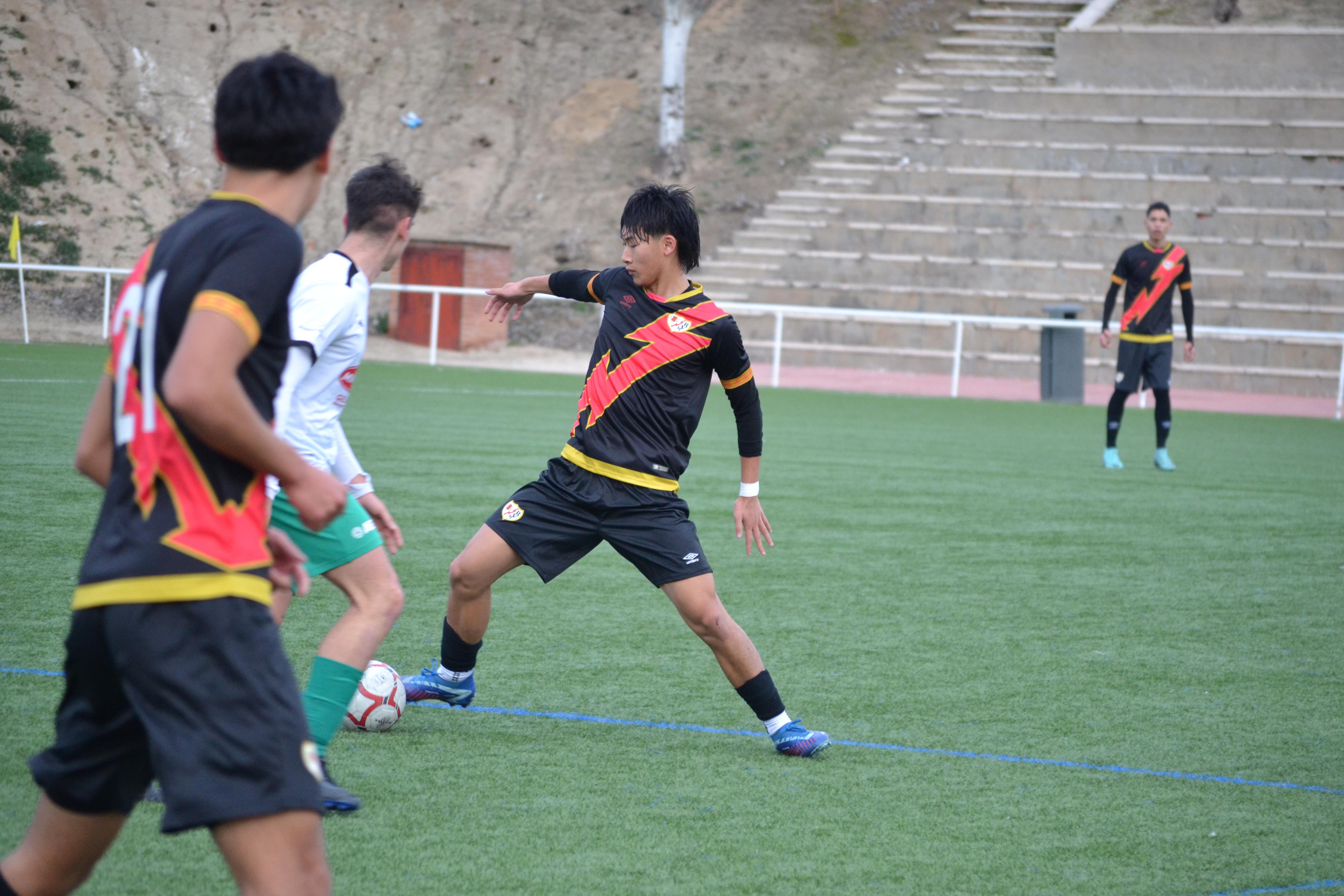 Julien Nguyen khiến giới mộ điệu Việt Nam ấn tượng khi thi đấu trong màu áo của CLB Vallecano. Ảnh: Vietnam Football Scout.