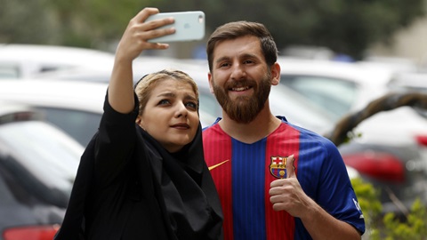 ‘Messi Iran’ dụ dỗ 23 phụ nữ lên giường