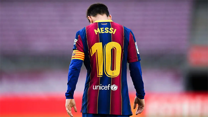 Aguero không muốn mặc áo số 10 vì nghĩ rằng Messi sẽ trở lại