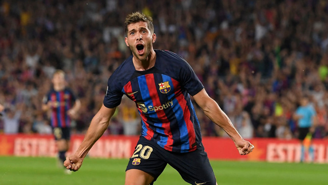  Barca sẽ chia tay Sergi Roberto trong Hè này