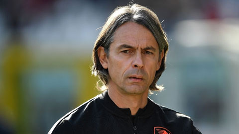Huyền thoại AC Milan bị Salernitana sa thải