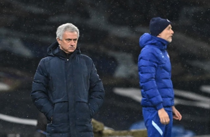 Mourinho (trái) được cho là sẽ 