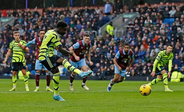 Chỉ tính riêng tại Premier League mùa này, Saka ghi 12 bàn và góp 7 kiến tạo